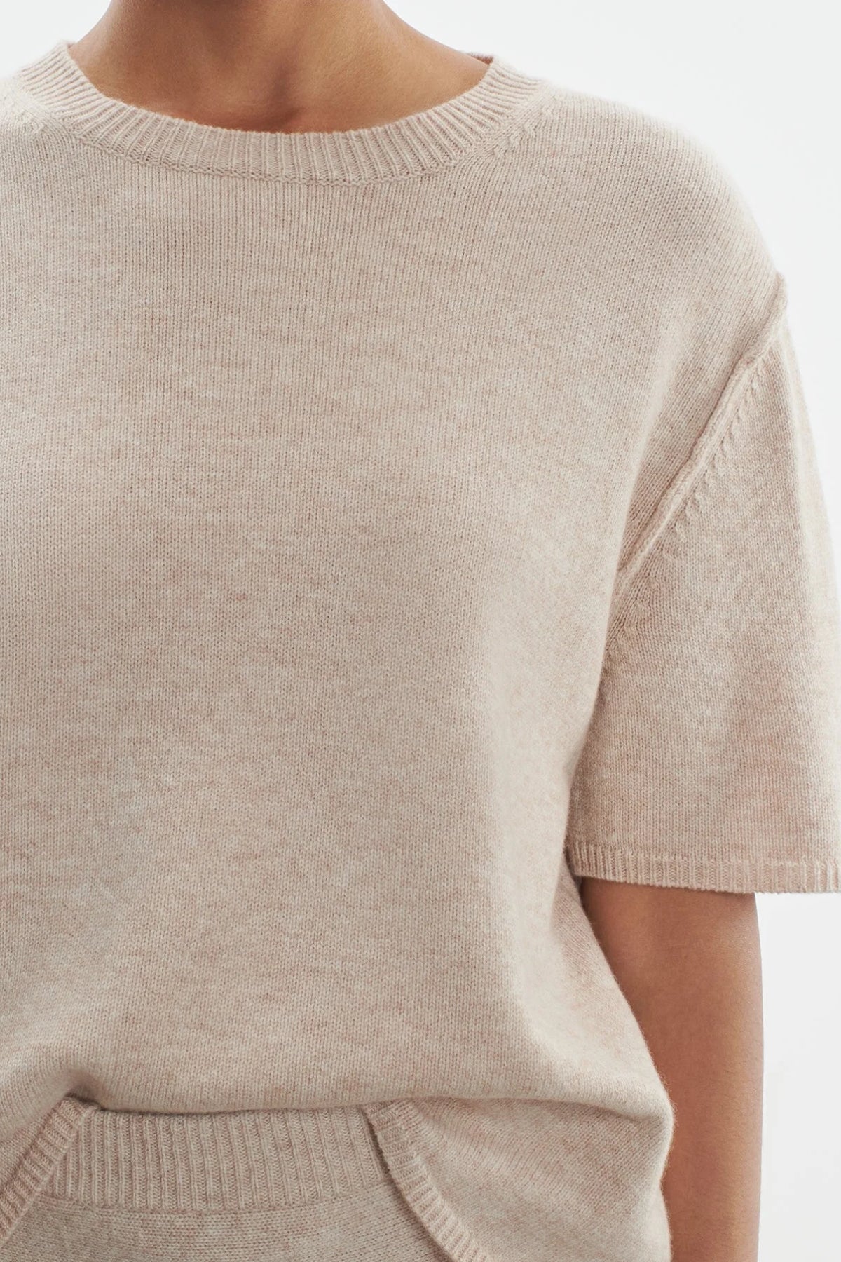 Many Sweater