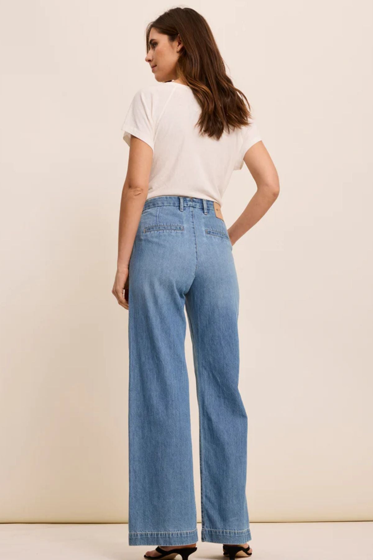 Leika Jeans