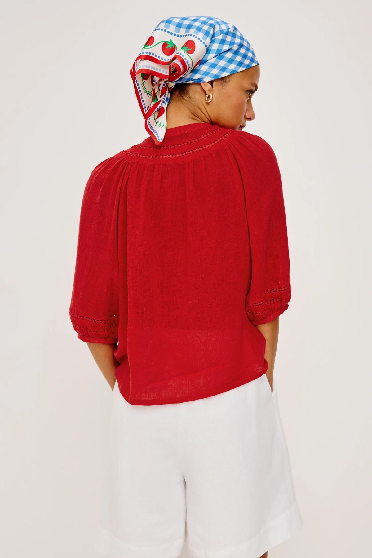 Theia Top