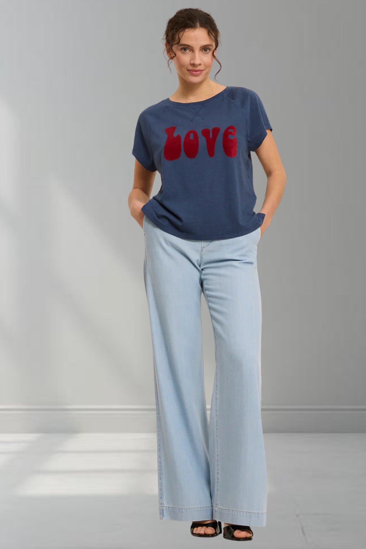 Love T-Shirt