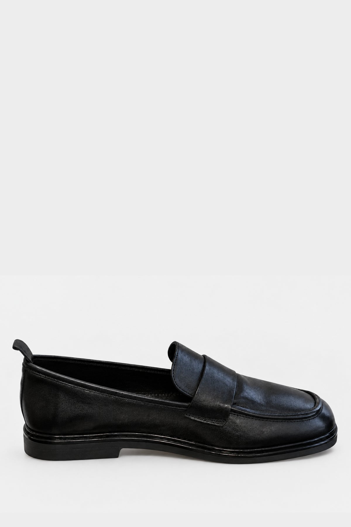 Cleo Loafers