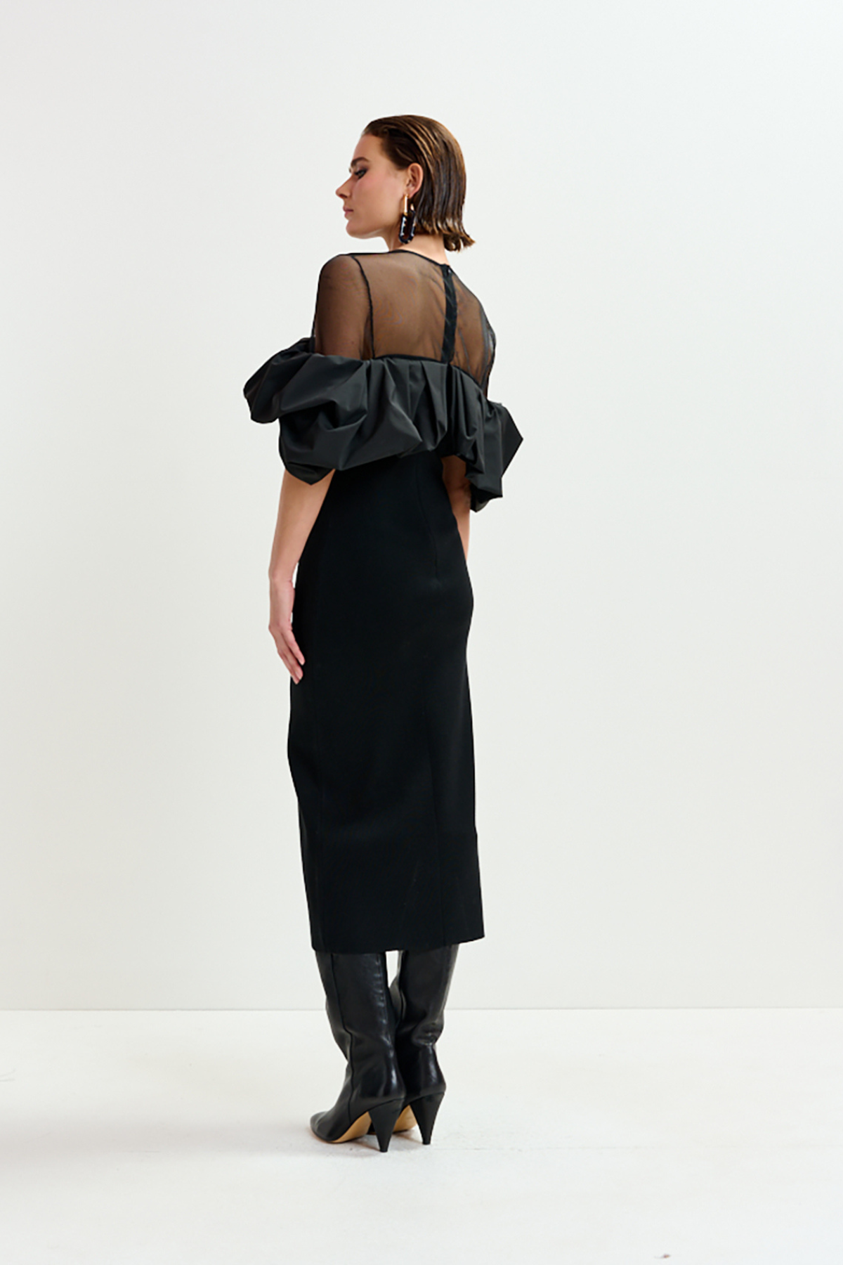 Isatis Fitted Knit Dress