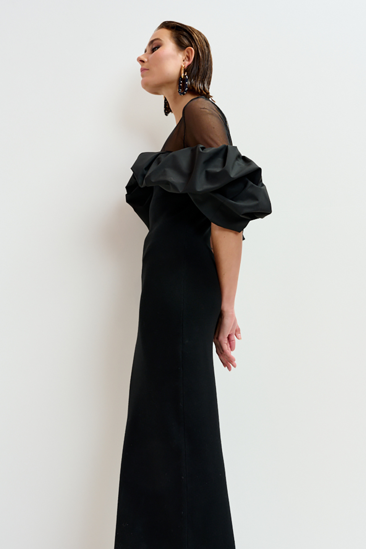 Isatis Fitted Knit Dress