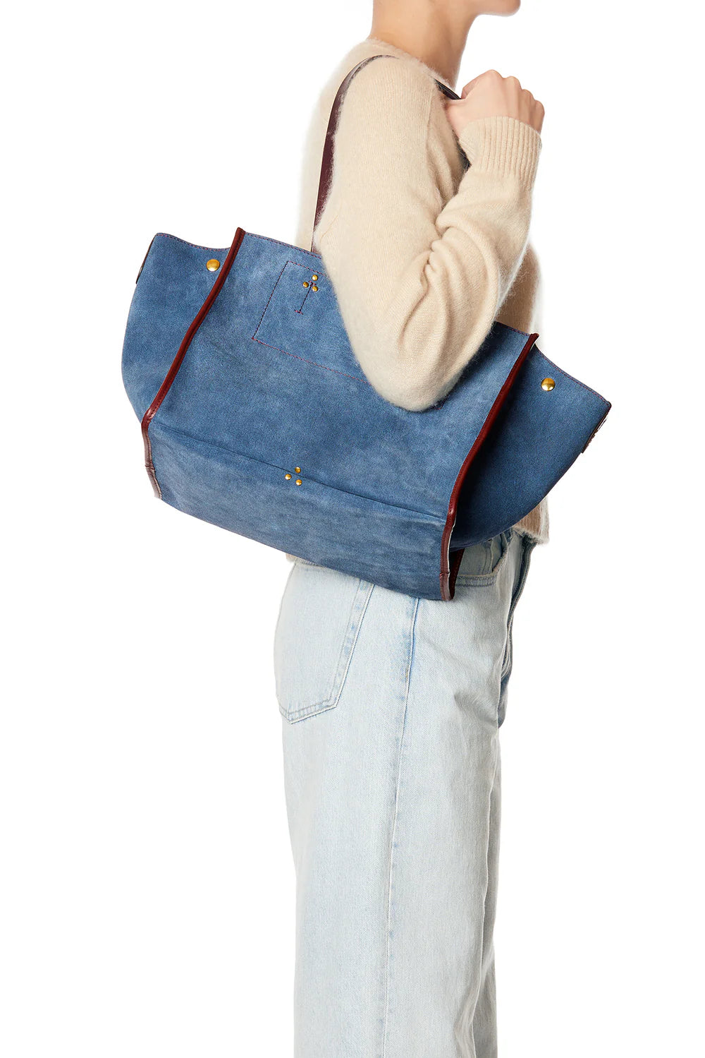 Léon M Bag