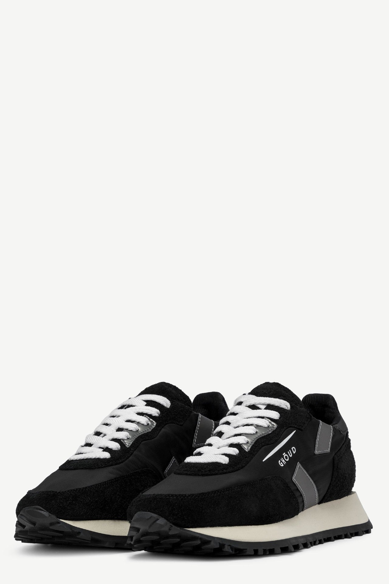 Rush One Low Sneakers