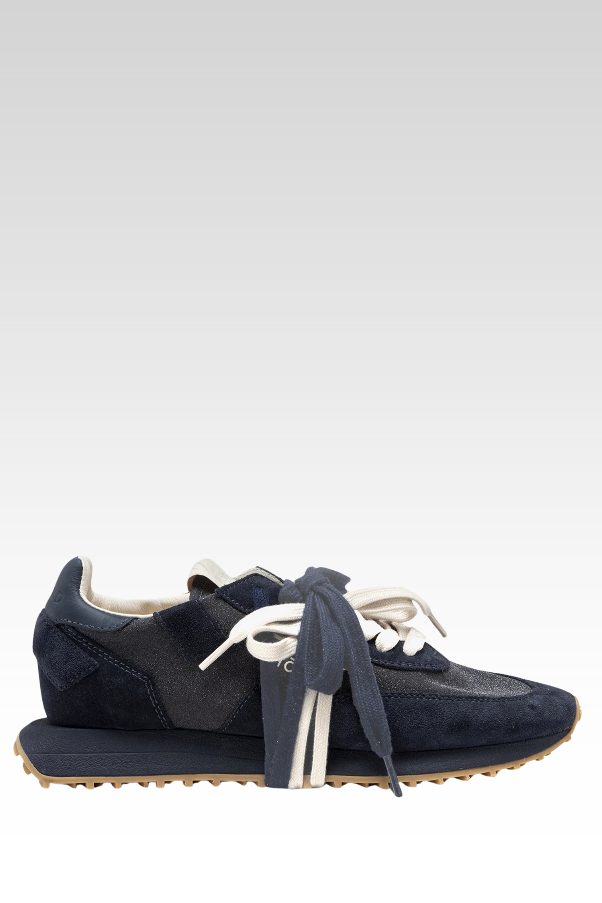 Starlight Soft Low Sneakers