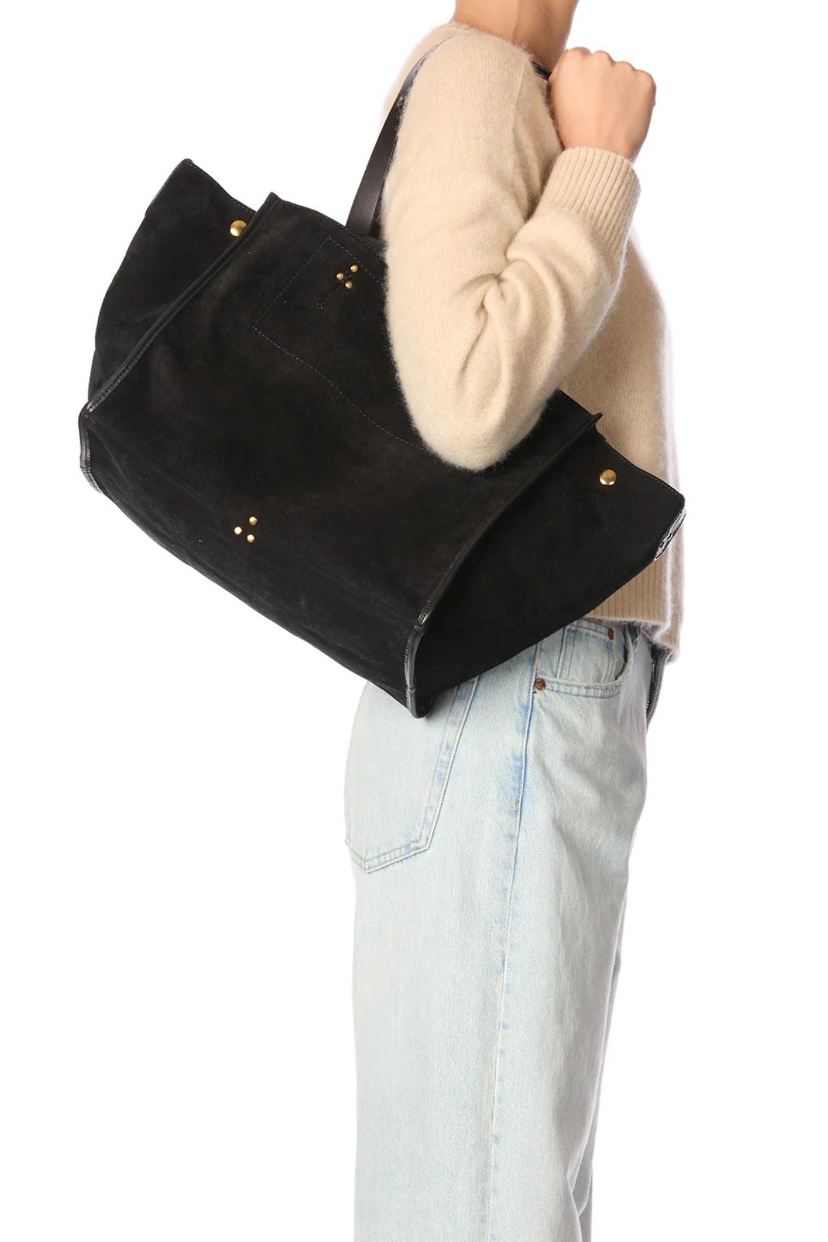 Leon M Bag