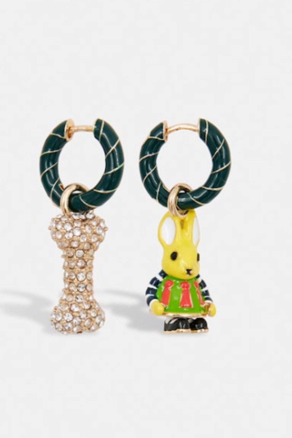 Jabbit Earrings With Charms