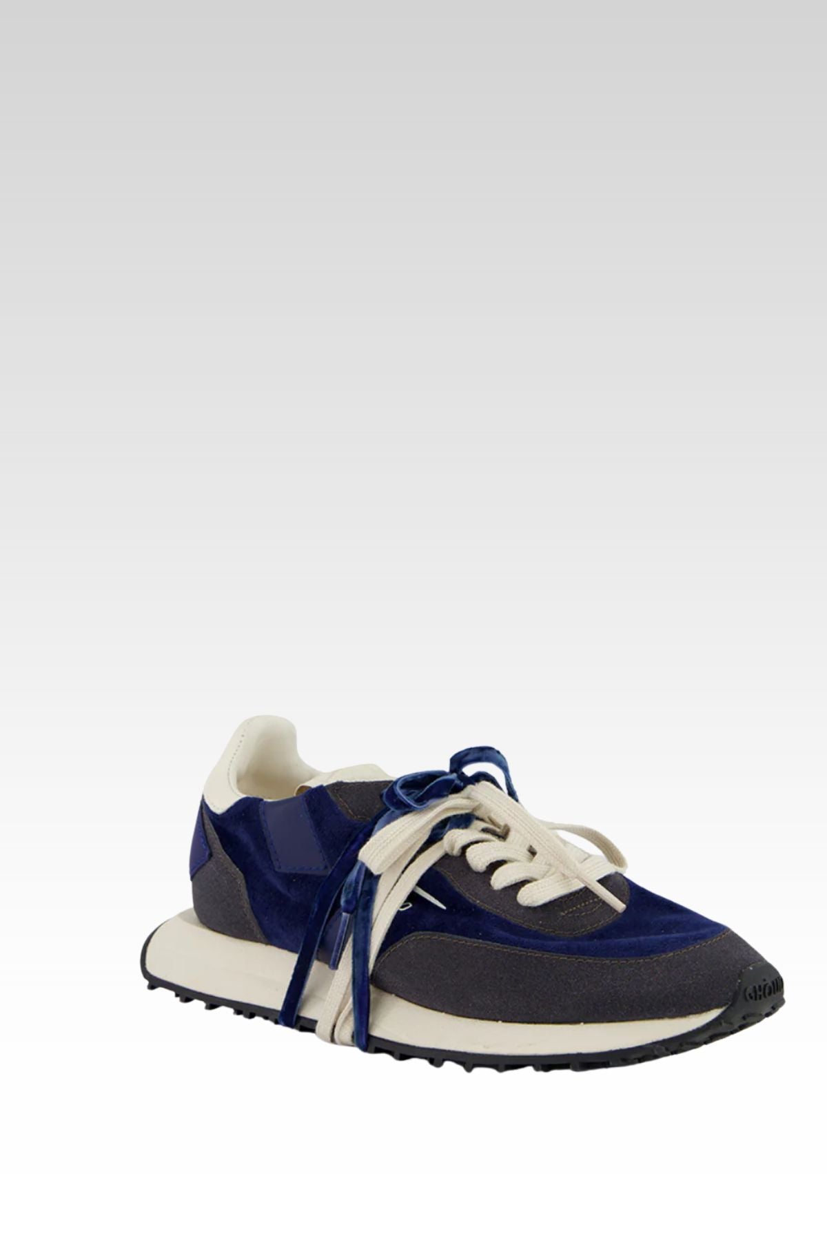 Starlight Soft Low Sneakers