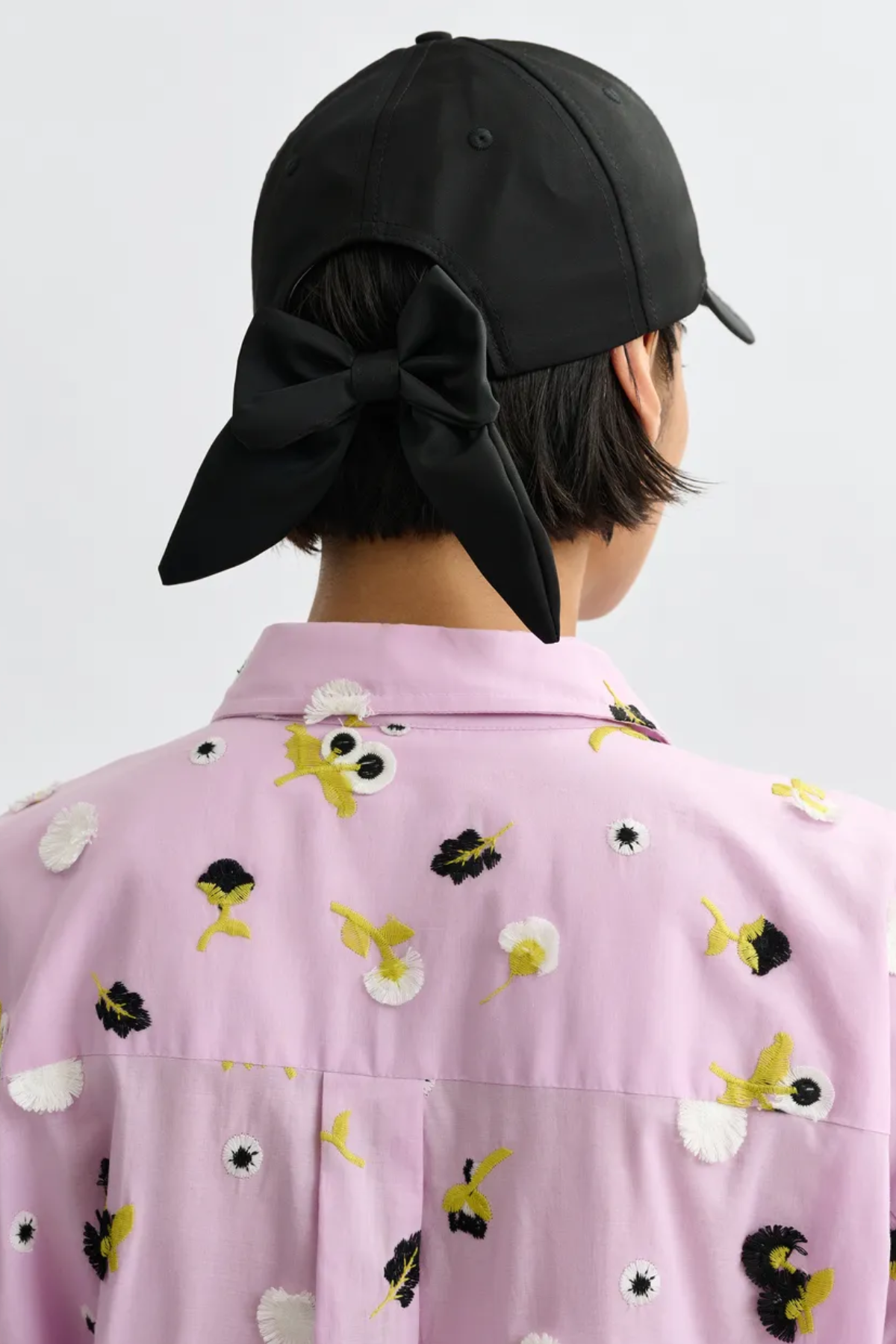 Jiny Cap With Bow