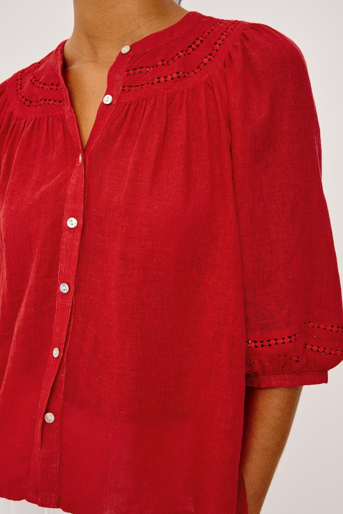 Theia Top