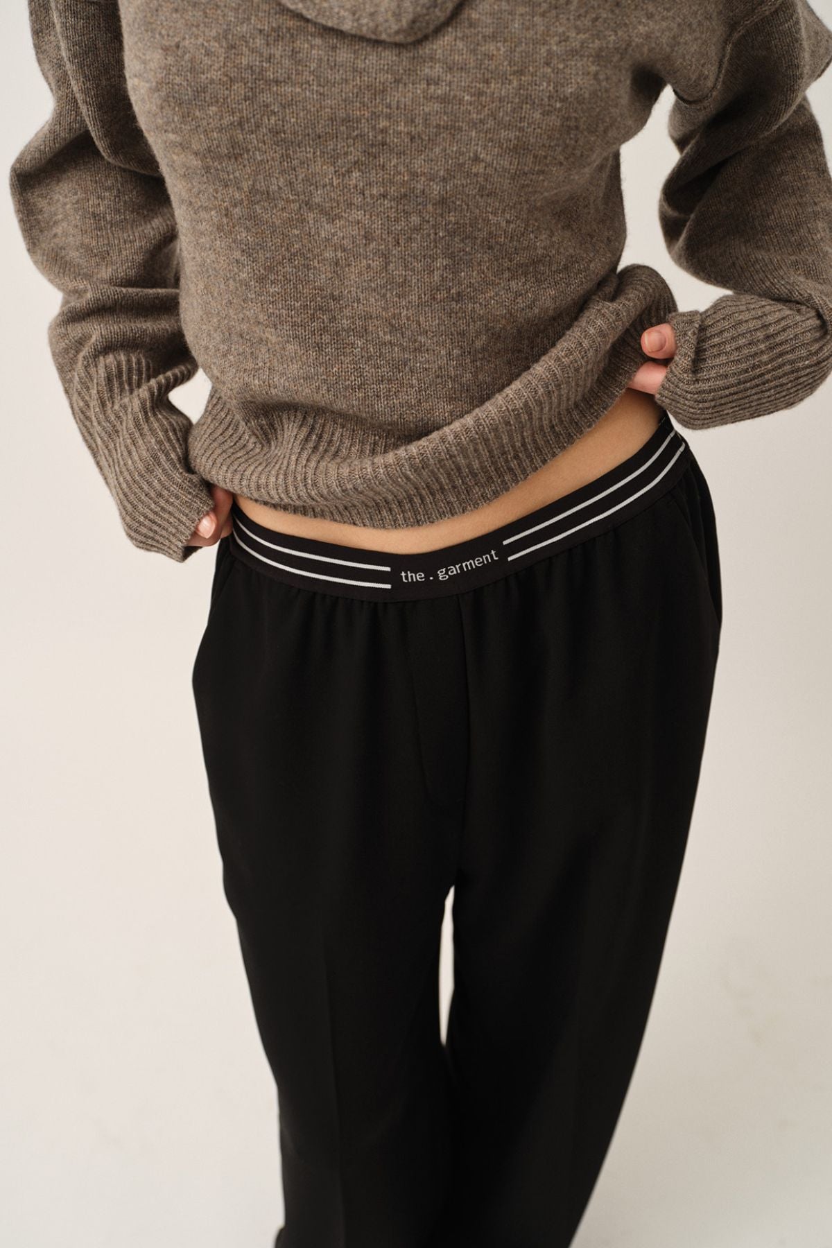 Crepe Logo Pants