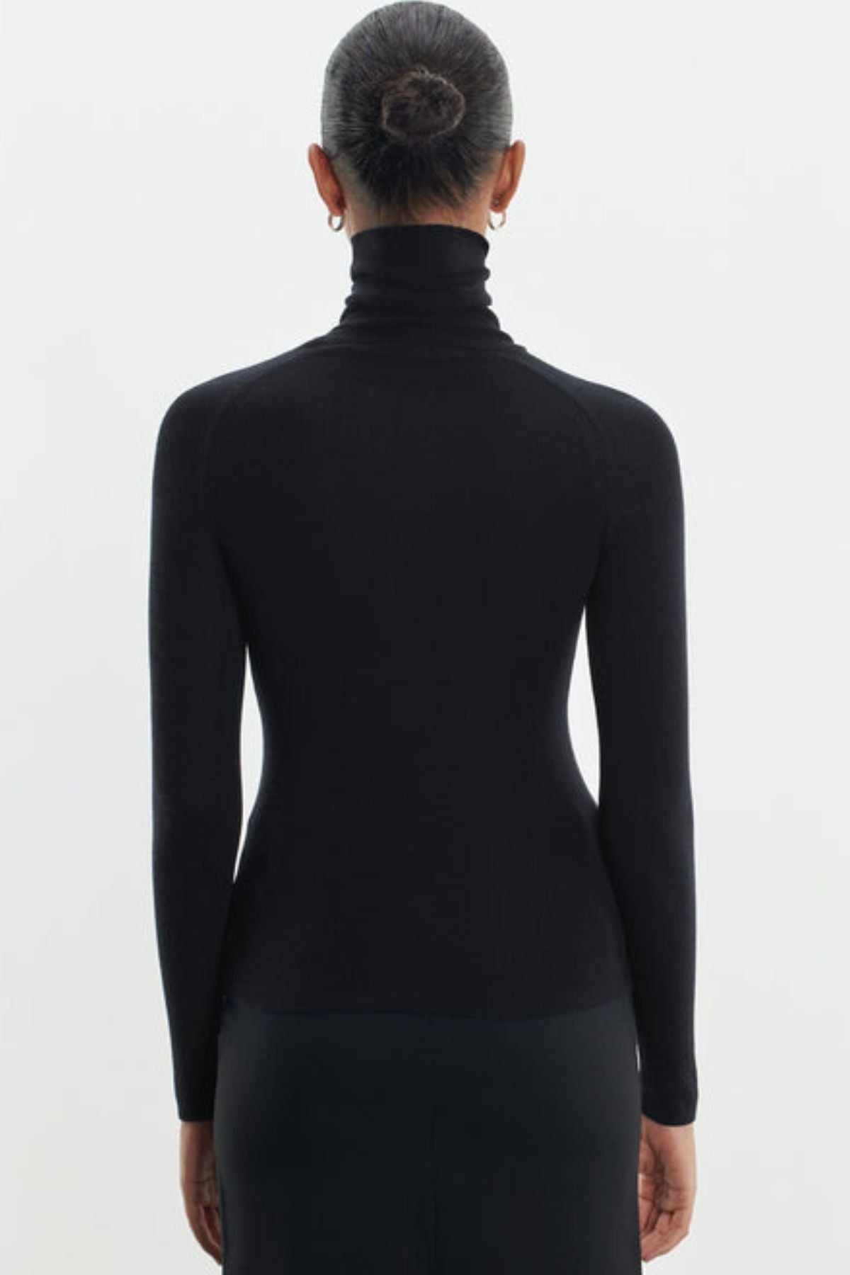 Beth  Neck Sweater