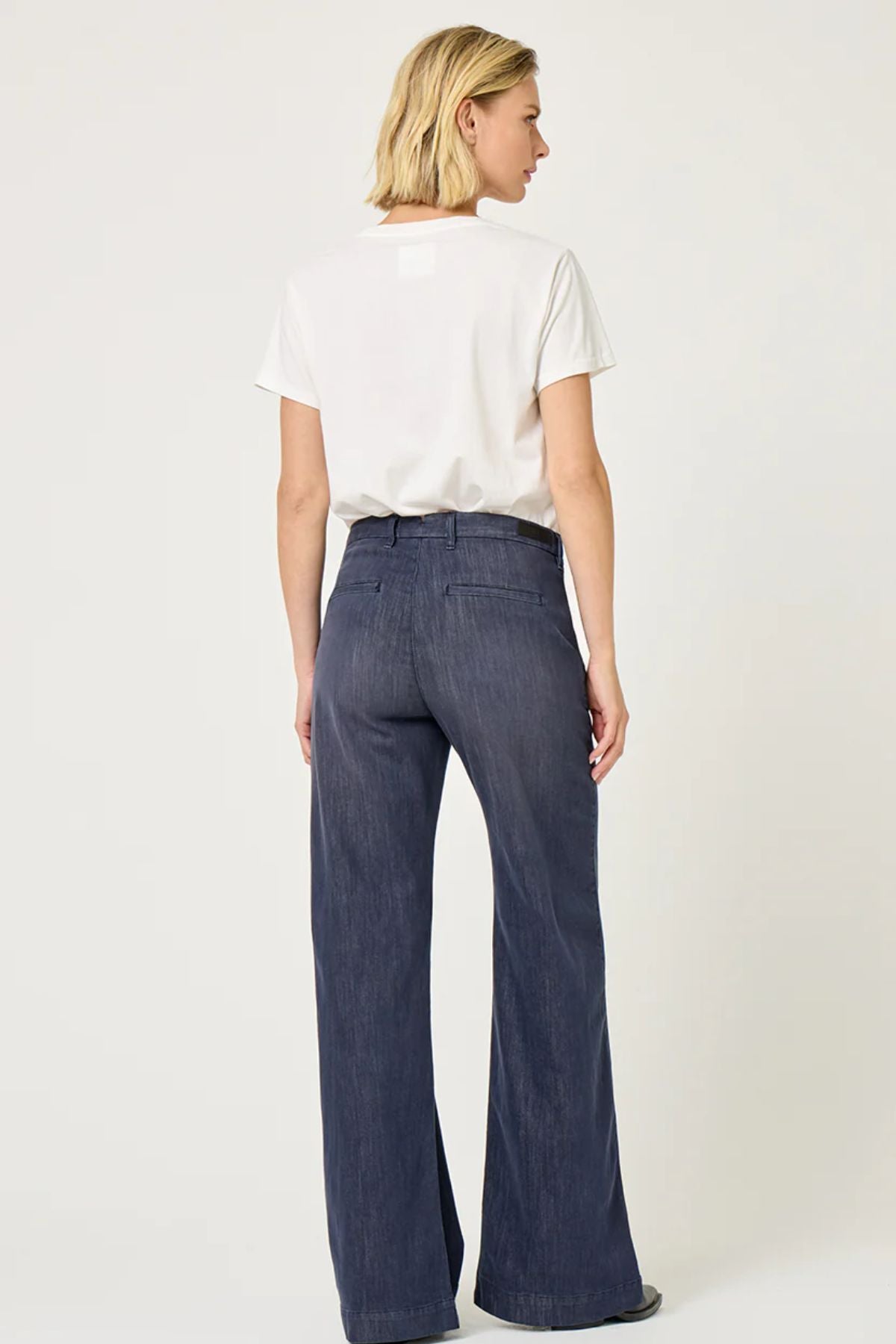 Leika Jeans