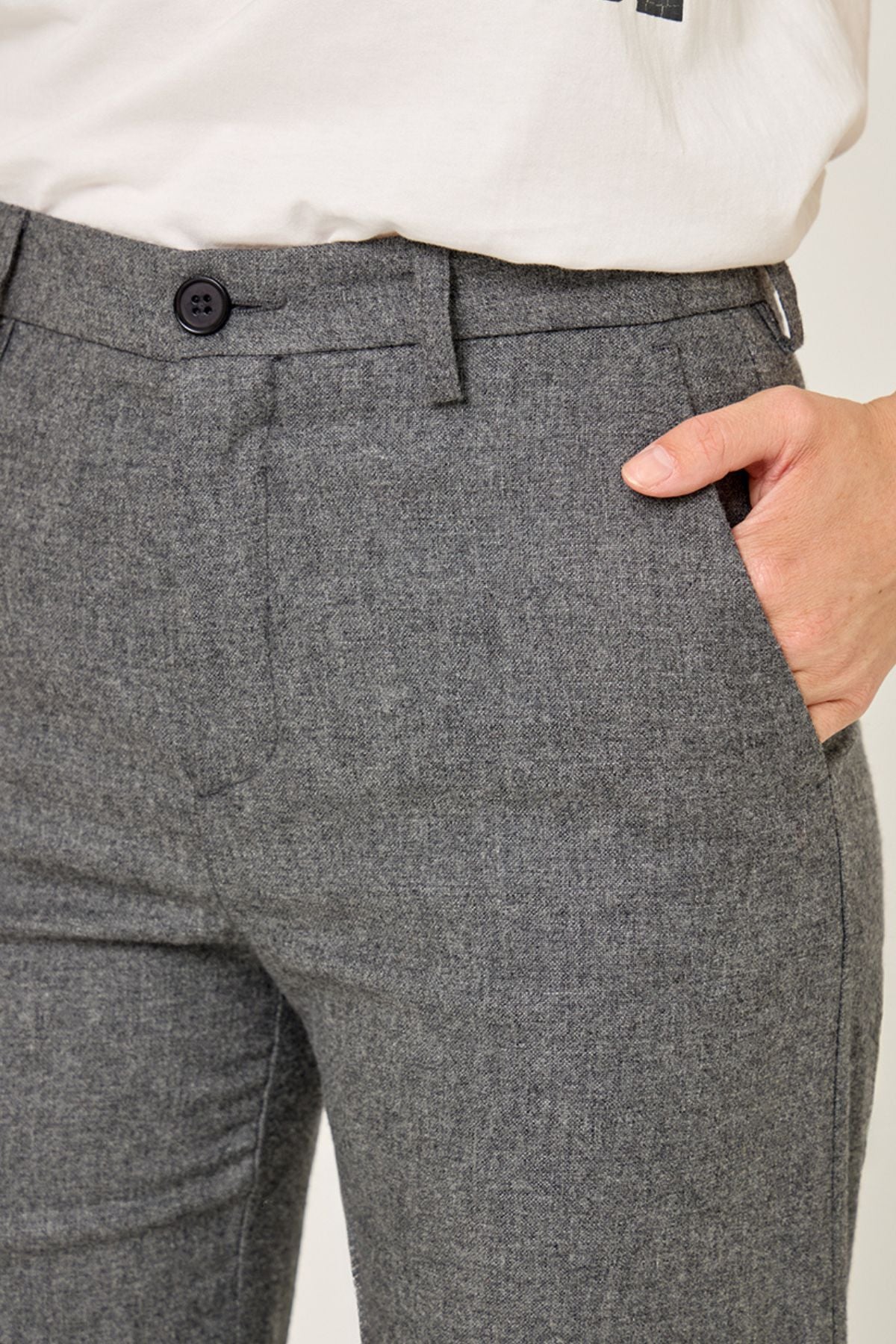 Leika Pants