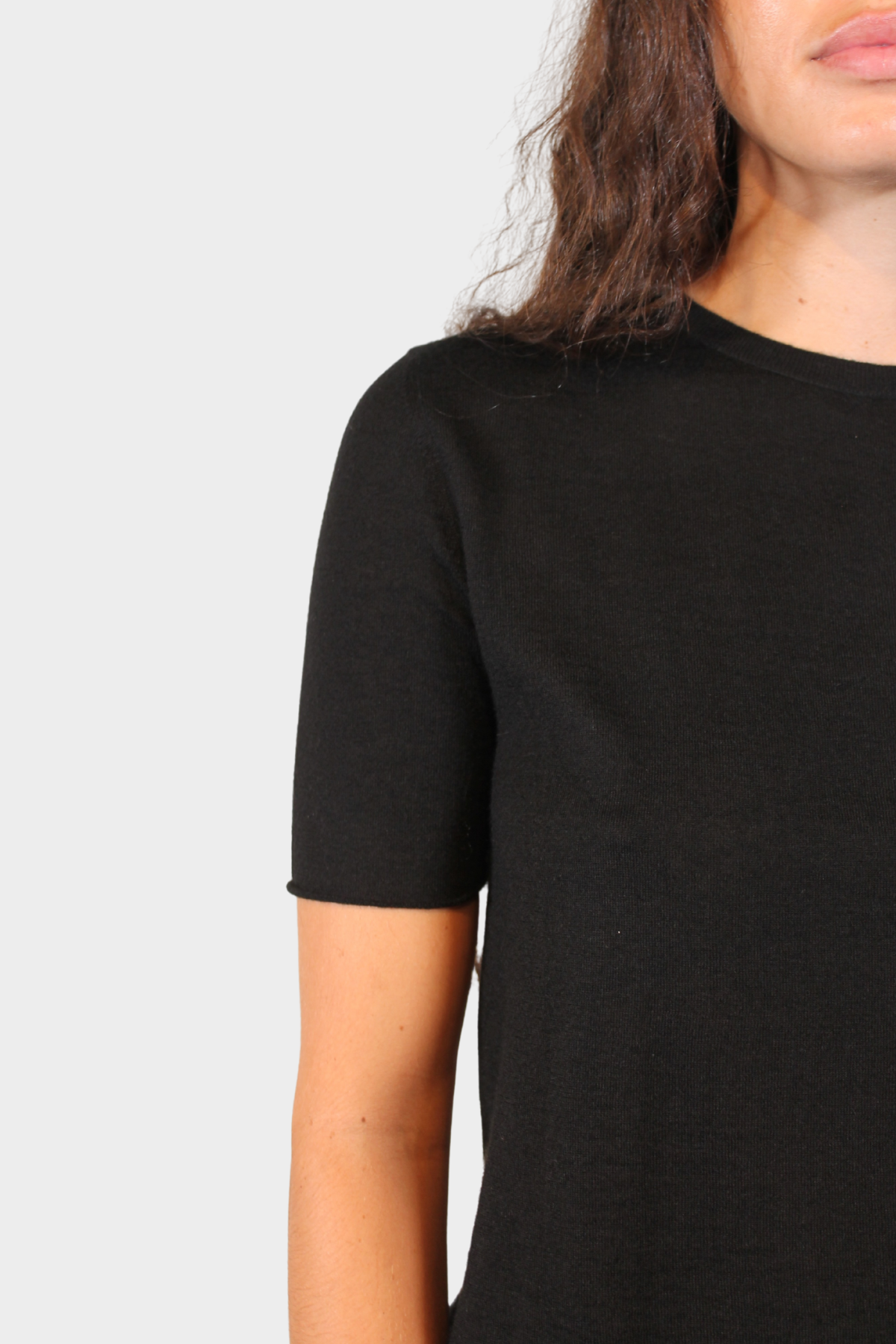 Ari T-Shirt