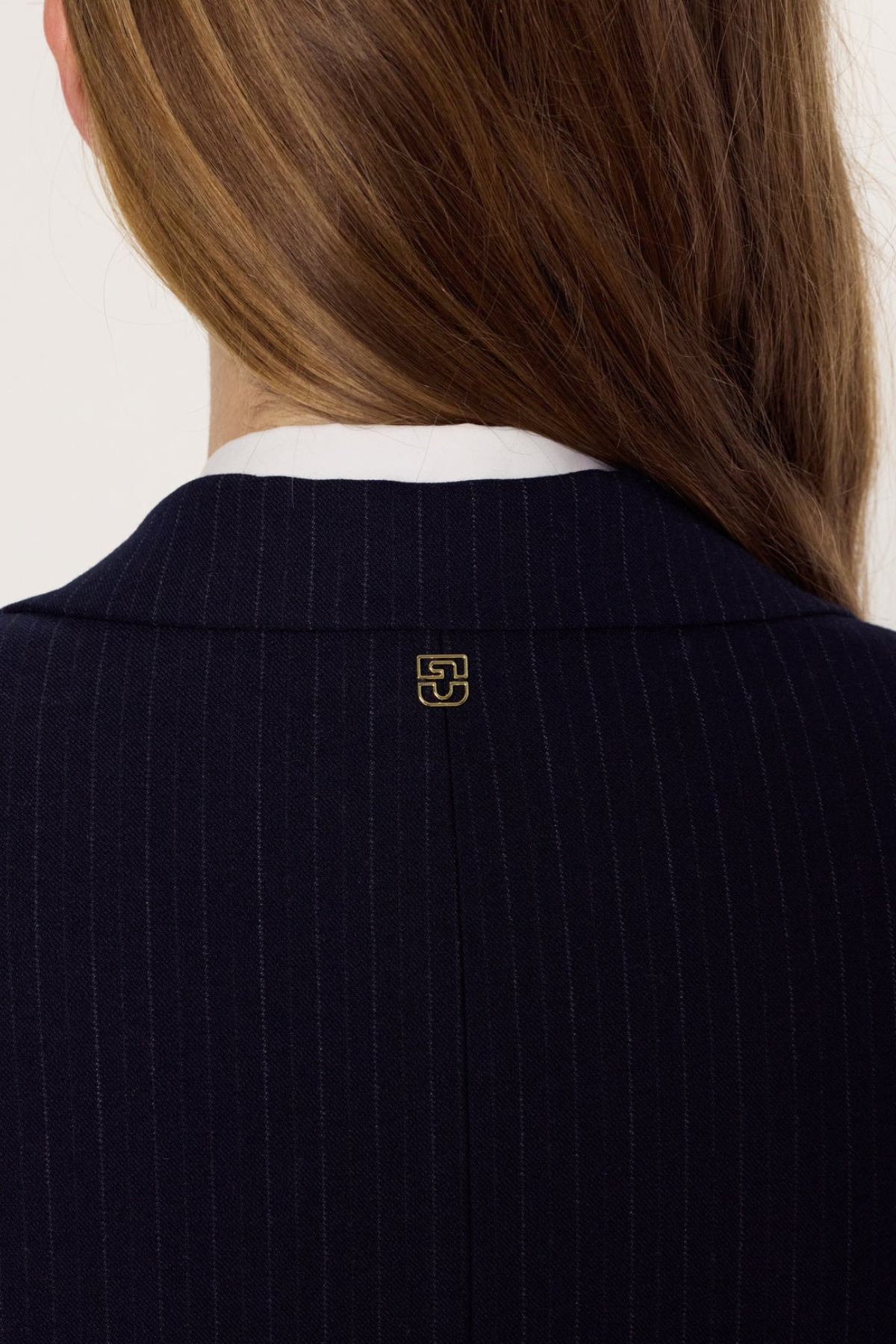 Neila Blazer