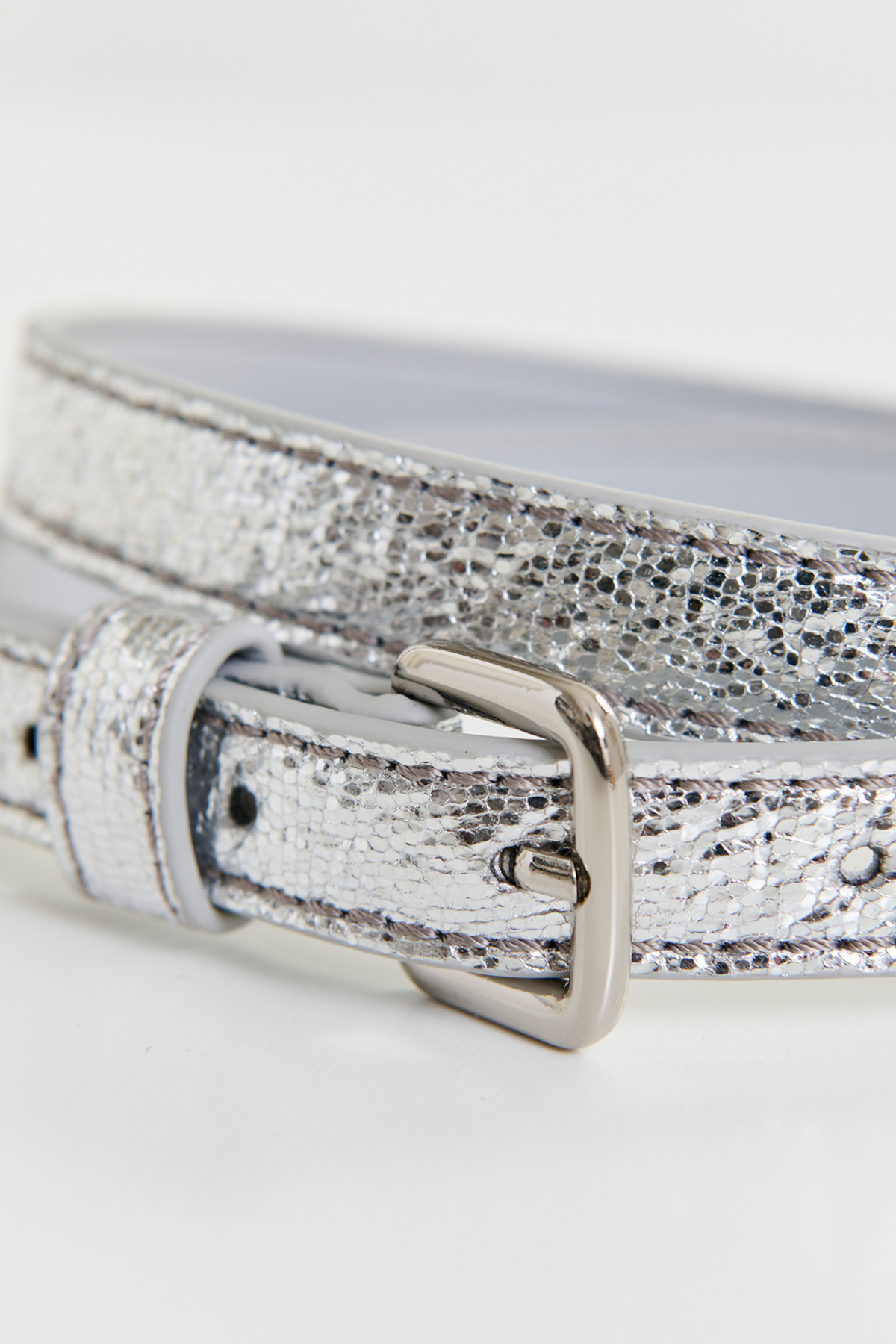 Ilida Shiny Thin Belt