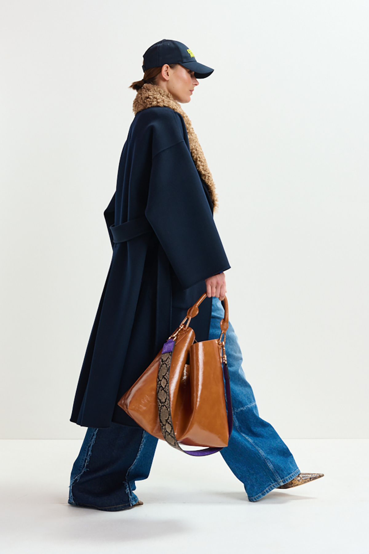 Irno Faux Fur Collar Coat