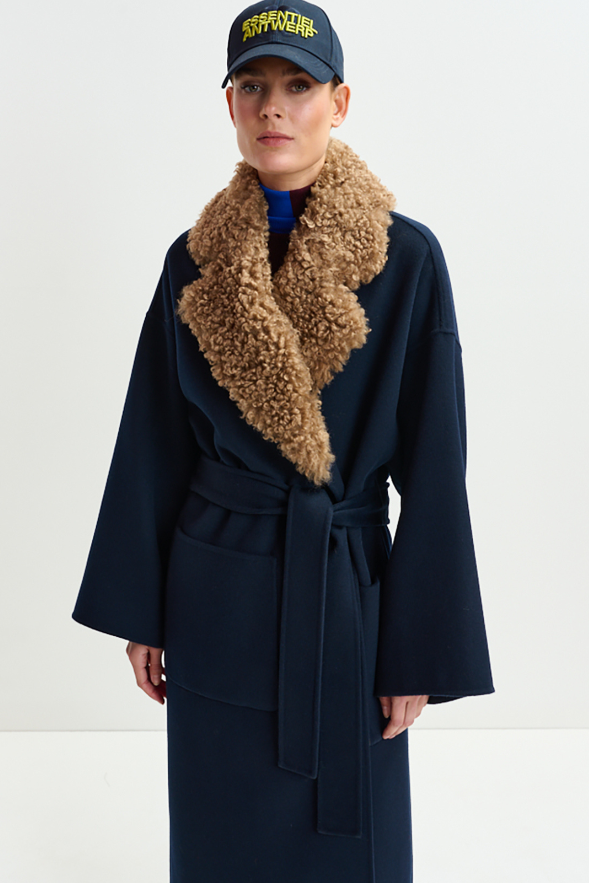 Irno Faux Fur Collar Coat