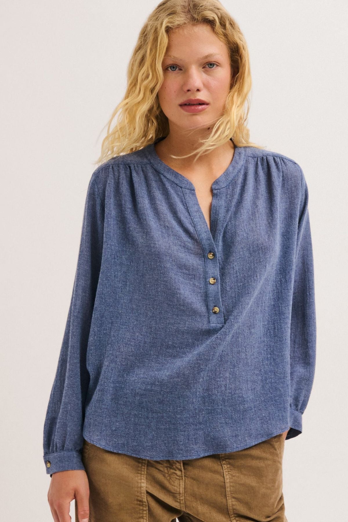 Lilla Blouse
