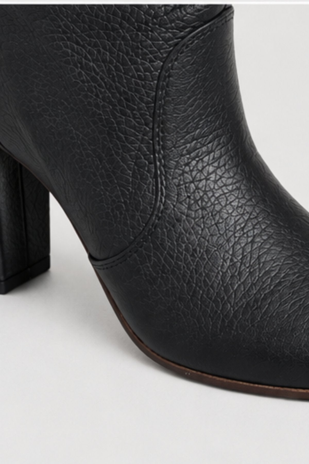 Eychel Boots