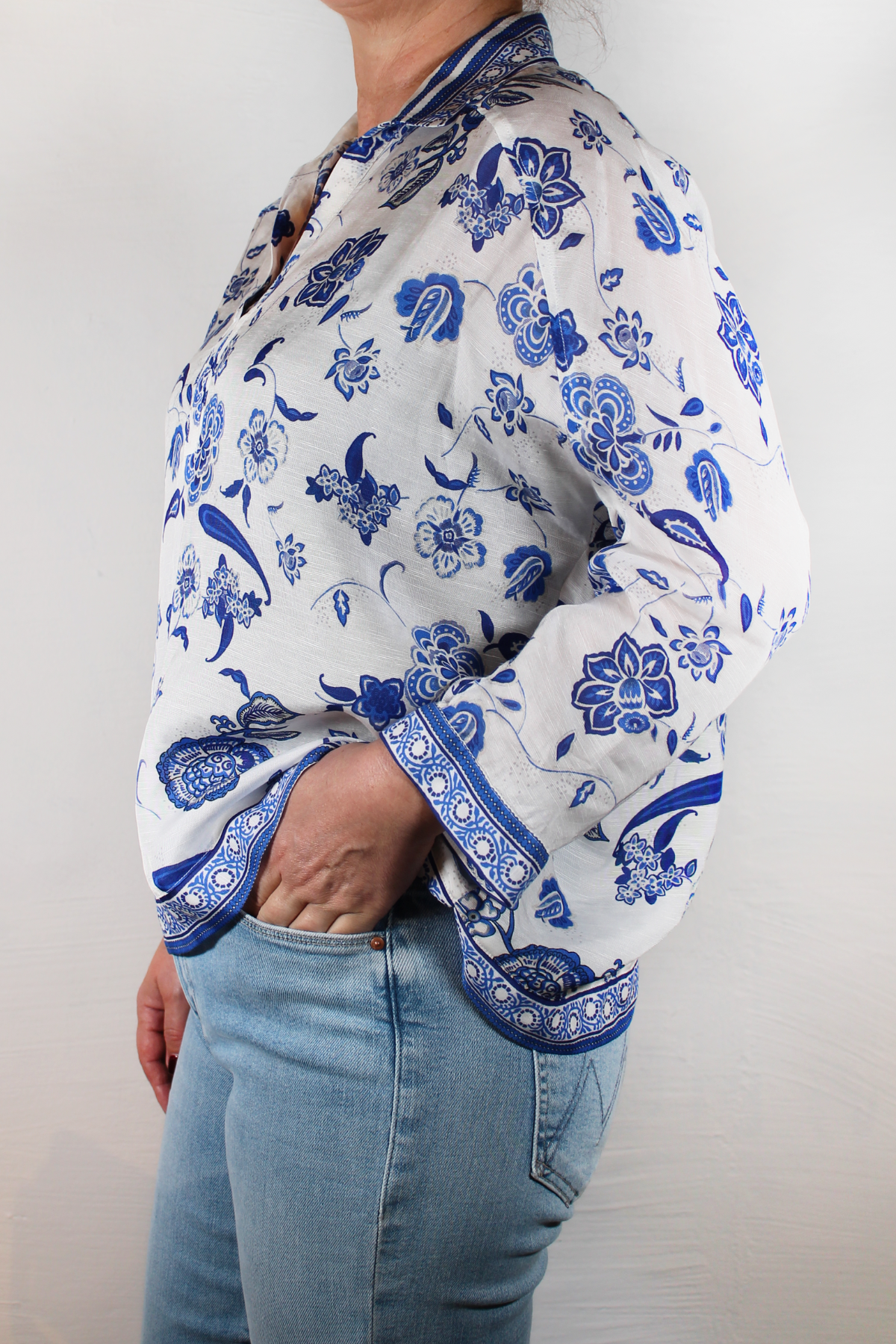 Umbrine Blouse